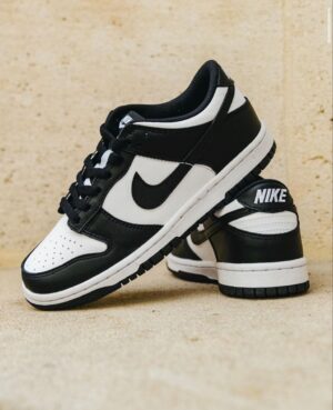 1735deb717647986394ac629a115eb11 Air Jordan one (Black / White)