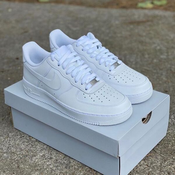3079f7b8ed96580036c5ef2fac488622 Nike Air Force One Full White