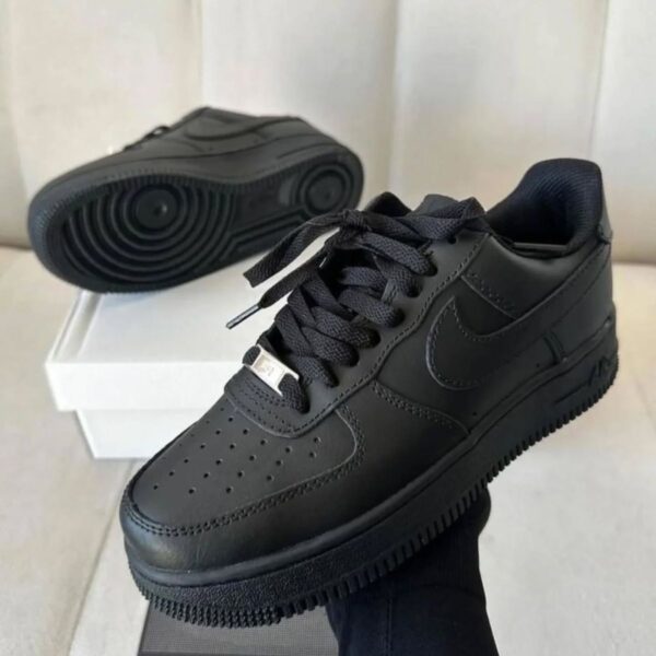 60e7be7de5be370a91cbda5cddb4b866 Nike Air Force One Full Black