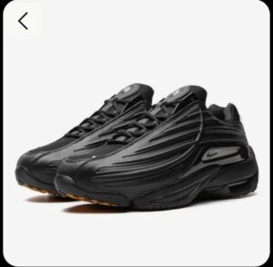 6e40f82b0e5461dbcfbd9f2da6f14067 Nike Nocta (Black)