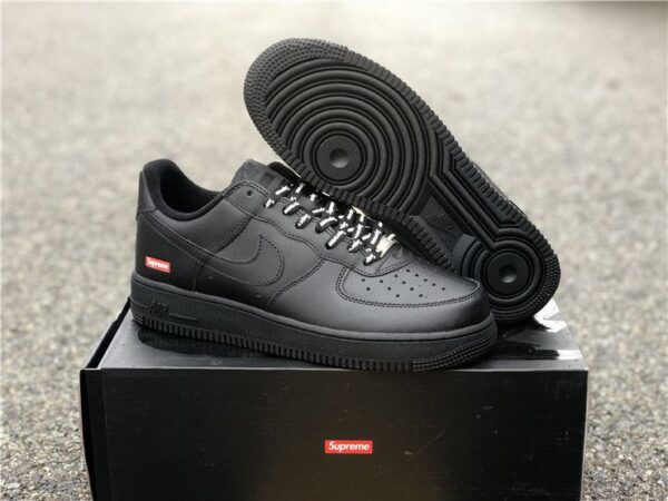 74892371bb3c69c3f5474f7df0136663 Nike Air Force One Full Black ( Supreme)