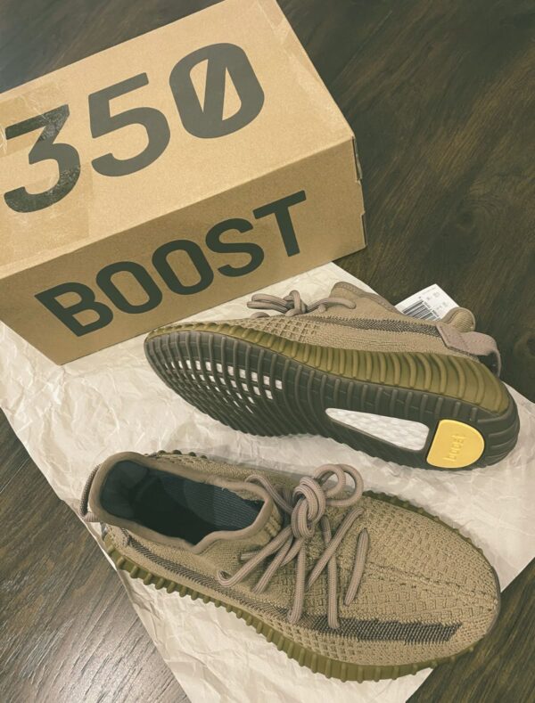 7cf07e040baea3b598f5bb97f0d4a13e Yzy Boost 350 coffee (Adidas)