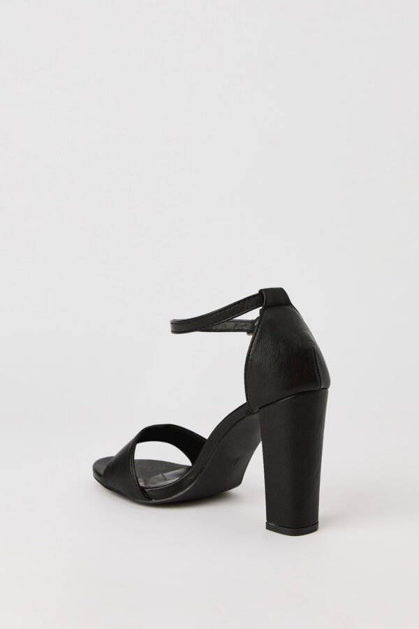 076366681308-01-2_ca85d1ad-c316-4af8-813b-7865119b1edb-1 Ankle Strap Talon (Black)